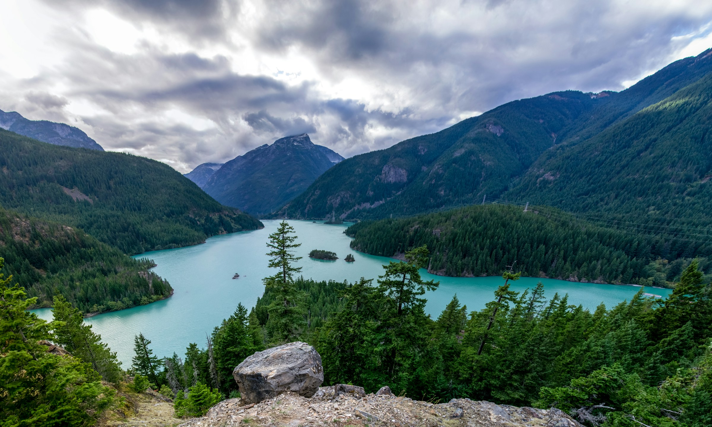 Turquoise water of Diablo Lake under storm light